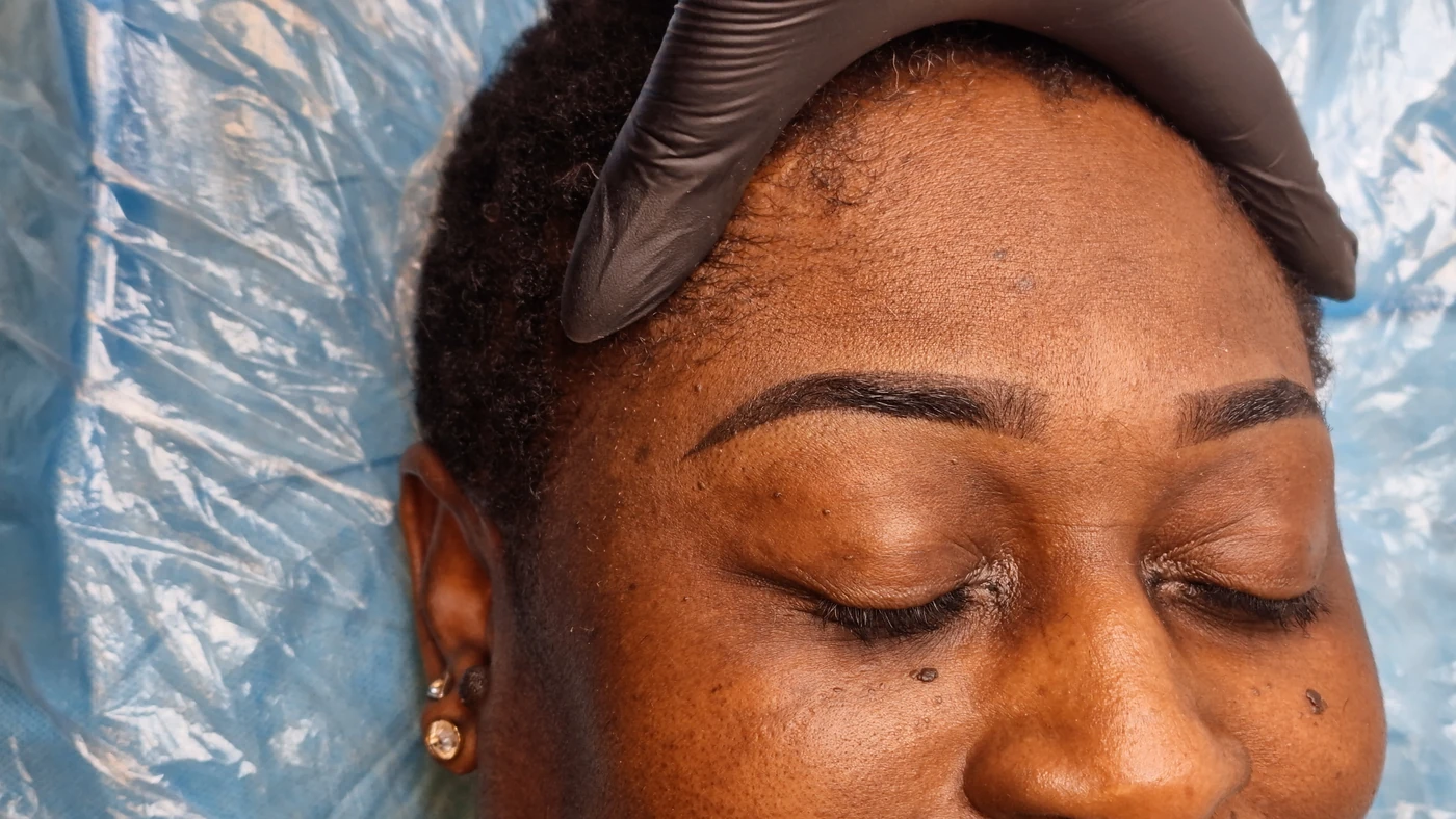 Brow case 06: completed ombré powder brows