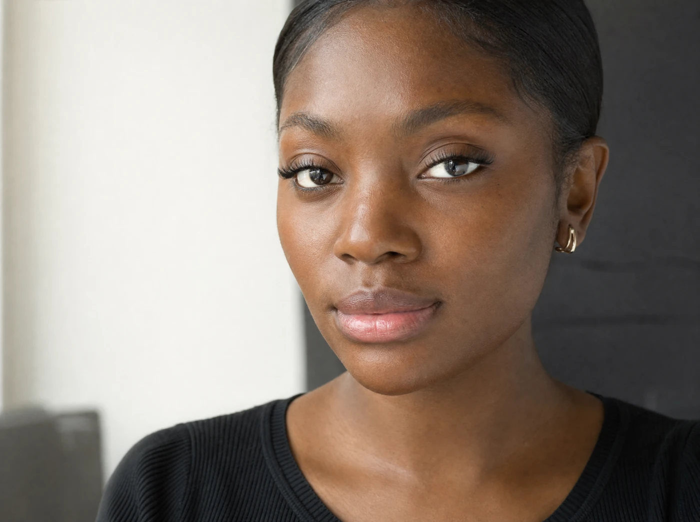 AI-generated lash style illustration of a Black woman with naturally defined lashes